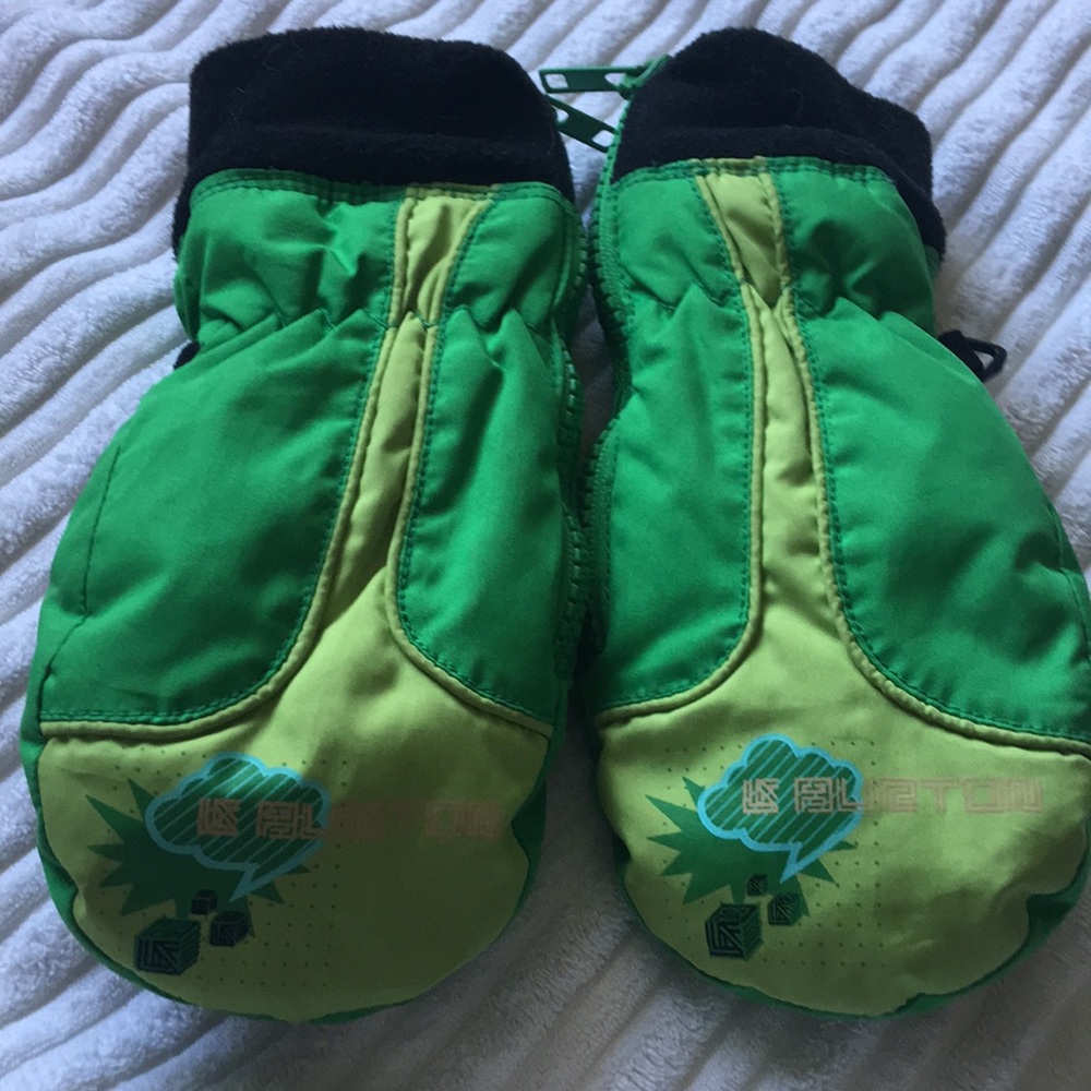 Burton mittens